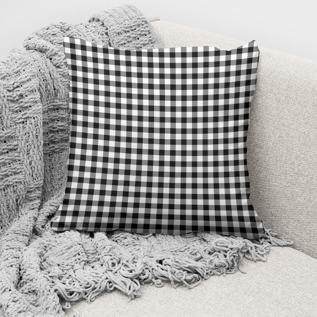 Coussin Motif à carreaux gingham noir et blanc rustique (Créateur téléchargé)