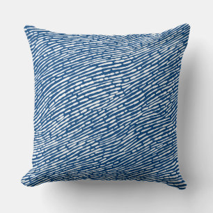 Coussin Motif Abstrait 140523 - Blanc sur Shibori Blue