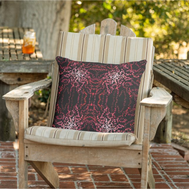 Coussin Motif Abstrait de Taches de Roses et Rouges (Chaise)