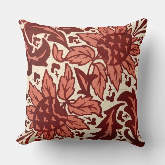 Coussin Motif Antique Fleurs Rouges et Fruits (Recto)