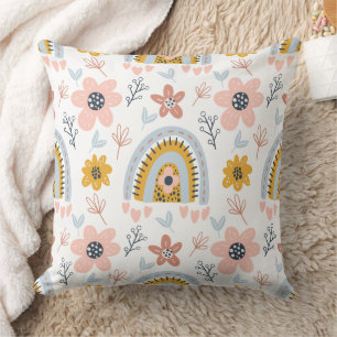Coussin Motif arc-en-ciel floral bohème et arche