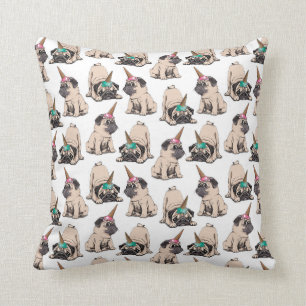 Coussin Motif aspirant de licorne des carlins   de chiot
