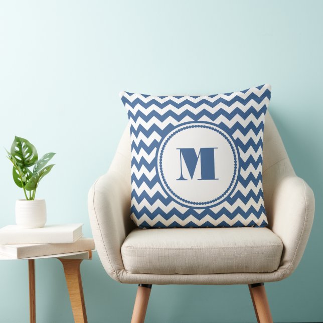 Coussin Motif Chevron Bleu Monogramme Moderne (Chaise)