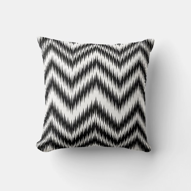 Coussin Motif Chevron noir et blanc Ikat (Recto)