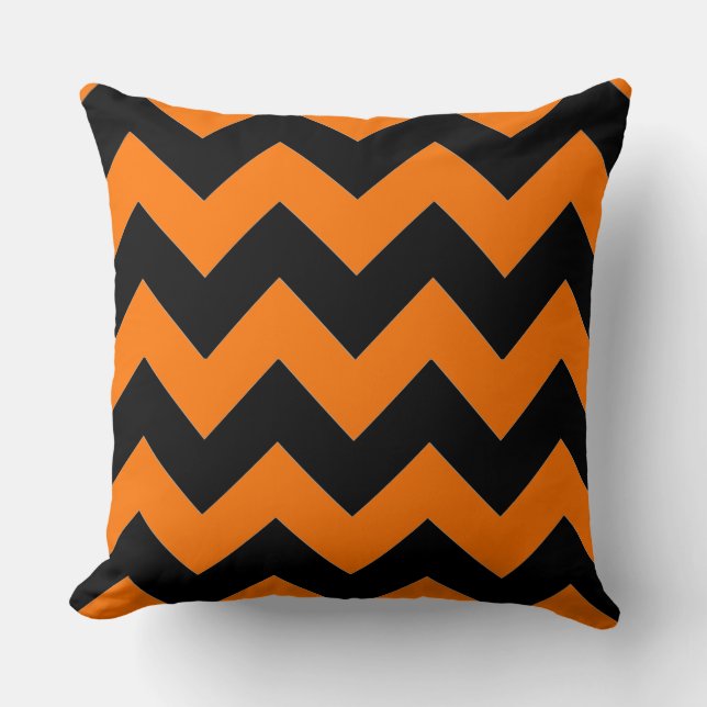 Coussin Motif chevron orange et noir cool et élégant (Recto)