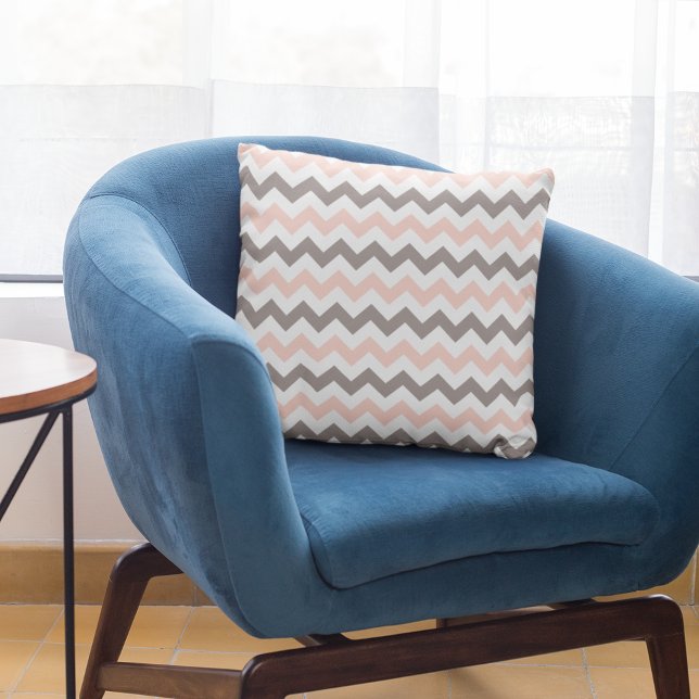 Coussin Motif Chevron rose rose moderne (Créateur téléchargé)