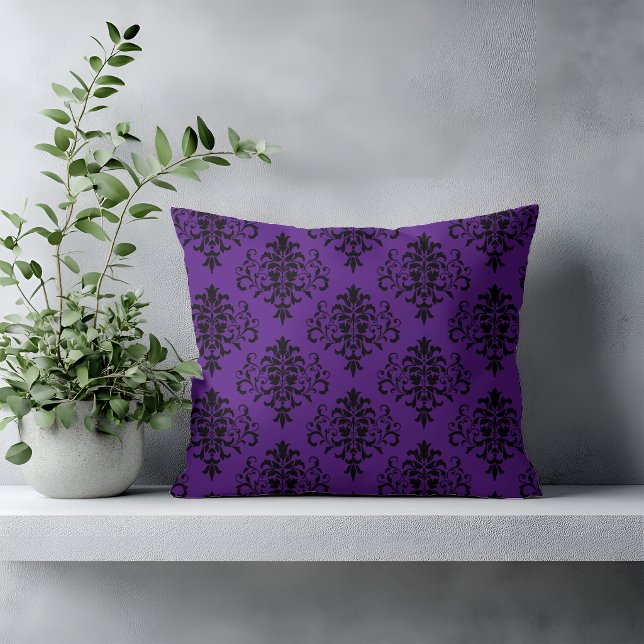 Coussin Motif damassé noir et violet gothique (Créateur téléchargé)