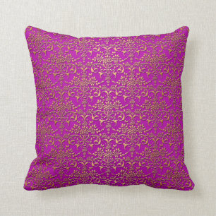 Coussin Motif damassé violet et or élégant