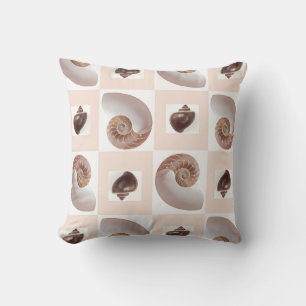 Coussin Motif damier coquilles de porcelaine pêche