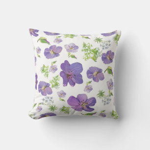 Coussin motif dans le style des fleurs lilas de provence