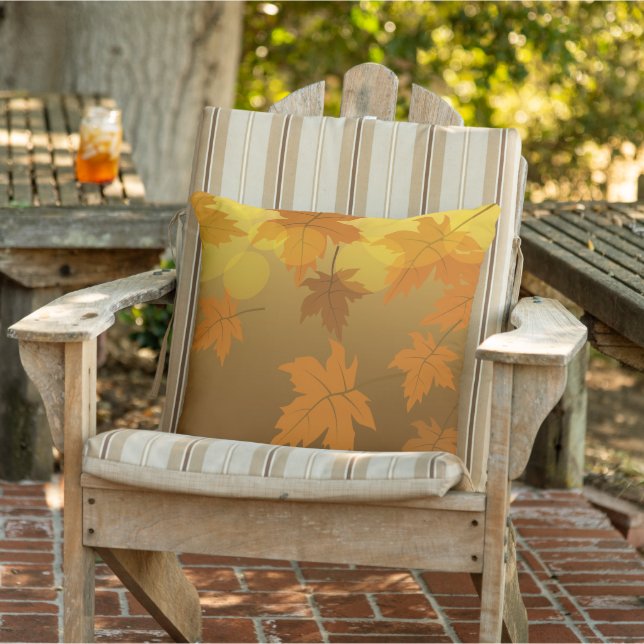 Coussin Motif d'automne avec feuilles d'érable en chute et (Chaise)