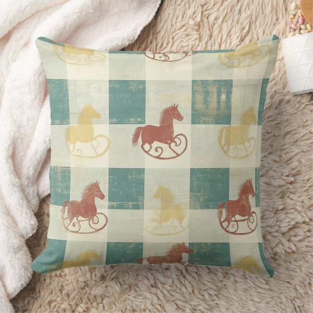 Coussin Motif de bébé cheval à bascule à carreaux rustique (Couverture)