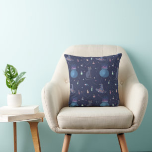 Coussin Motif de chat noir félin avec chaudrons et pot
