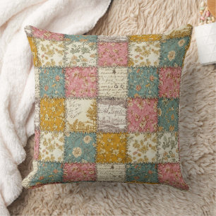 Coussin Motif de Courtepoint Rose Shabby Chic