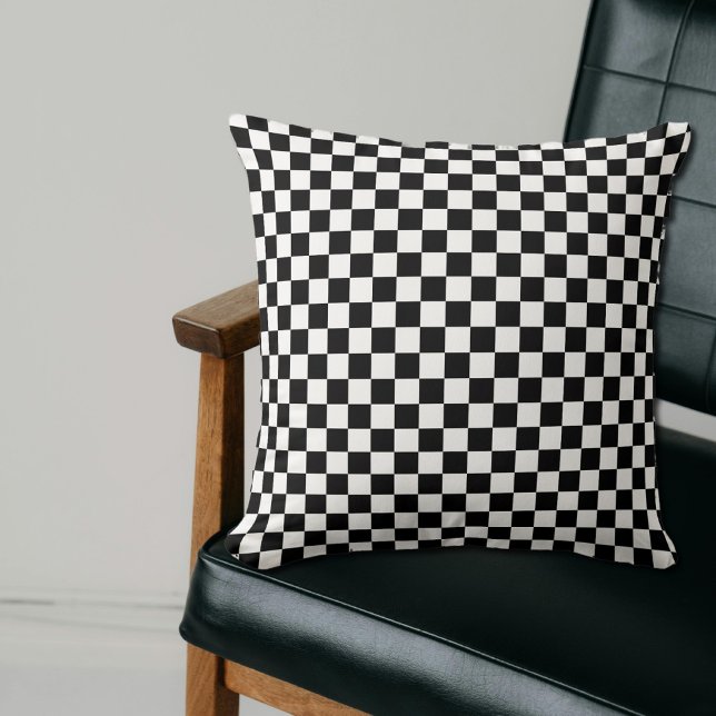 Coussin motif de damier (Créateur téléchargé)