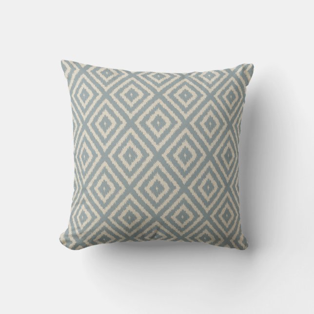 Coussin Motif de diamant d'Ikat bleu-clair et crème (Recto)