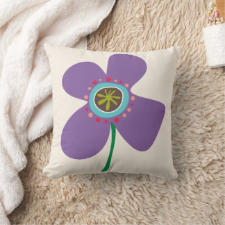 Coussin Motif de fleurs d'été amusantes marguerite violett