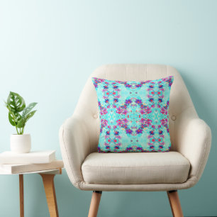 Coussin Motif de fleurs violettes girly mignon sur bleu aq