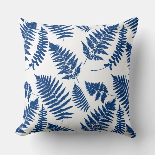 Coussin Motif de fougères de bois, bleu de Cobalt sur blan (Recto)
