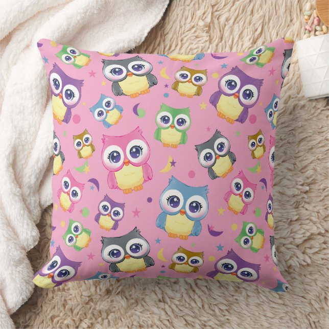 Coussin Motif de hibou fantaisiste sur décoration intérieu (Couverture)