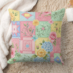Coussin Motif de pique-nique en patchwork floral pastel (1