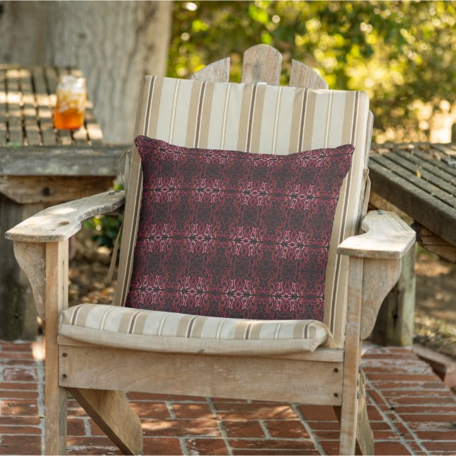 Coussin Motif de points roses et rouges et de gribouillis  (Chaise)