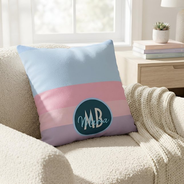 Coussin Motif de rayures à dégradé pastel moderne avec nom (Créateur téléchargé)