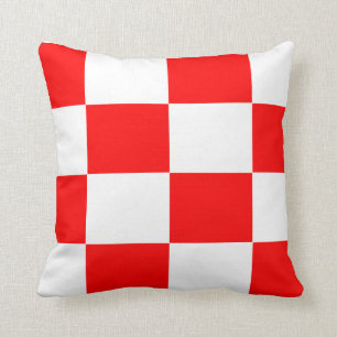 Coussin motif de tableau à chèques rouge et blanc