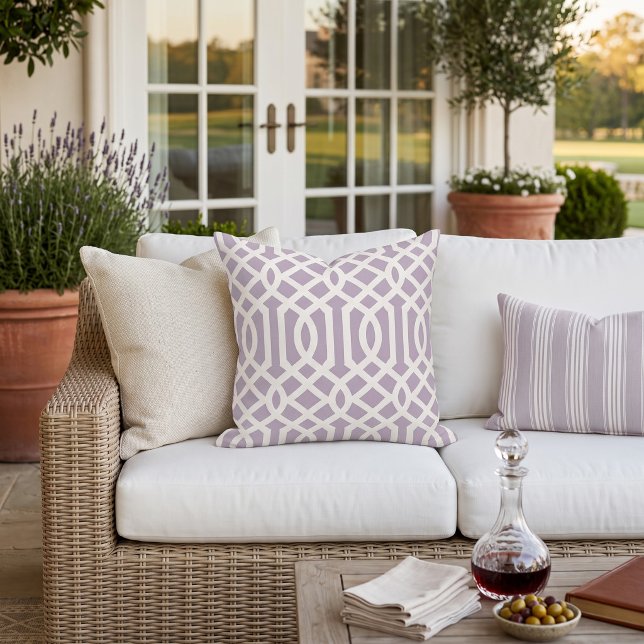 Coussin Motif de treillis violet et blanc lilas (Créateur téléchargé)