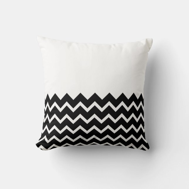 Coussin Motif de zigzag noir et blanc. Plaine de partie (Recto)