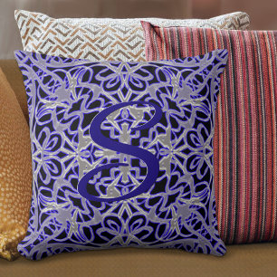 Coussin Motif dentelle violet et argenté