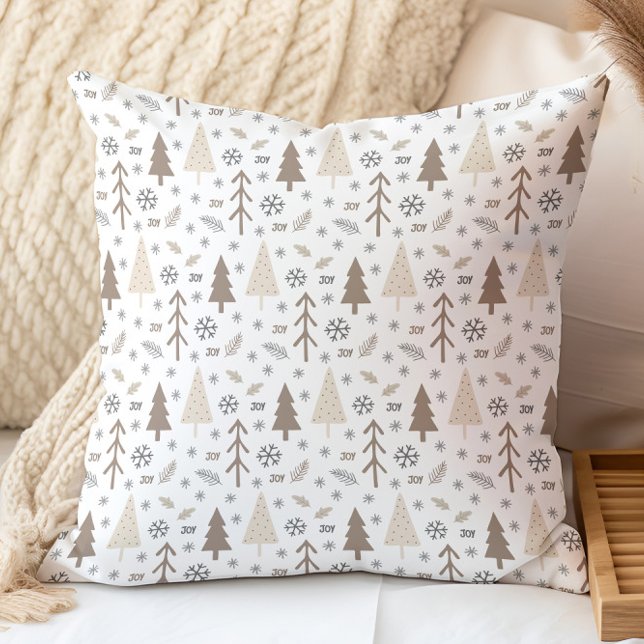 Coussin Motif d'hiver (Holiday Winter Pattern Throw Pillow by MINTIC DESIGN STUDIO)