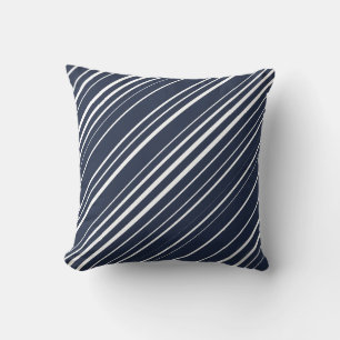 Coussin Motif diagonale marine et blanche