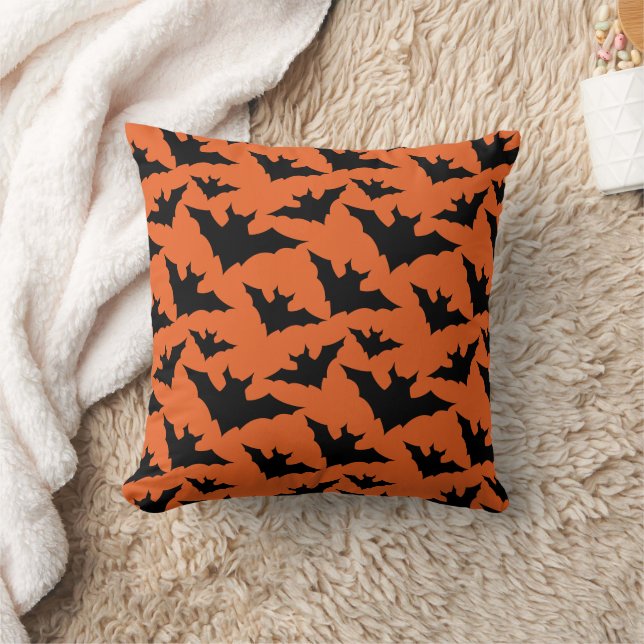 Coussin Motif effrayant et cool de chauves-souris noires H (Couverture)