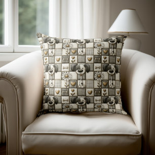 Coussin Motif Fantaisiste de Chien en Patchwork