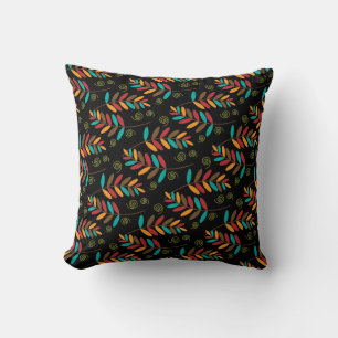 Coussin Motif feuille d'automne coloré sur noir