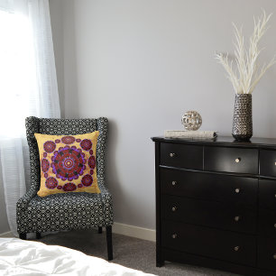 Coussin Motif fleuri mandala