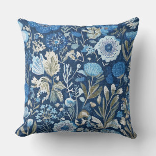 Coussin motif floral bleu barbeau