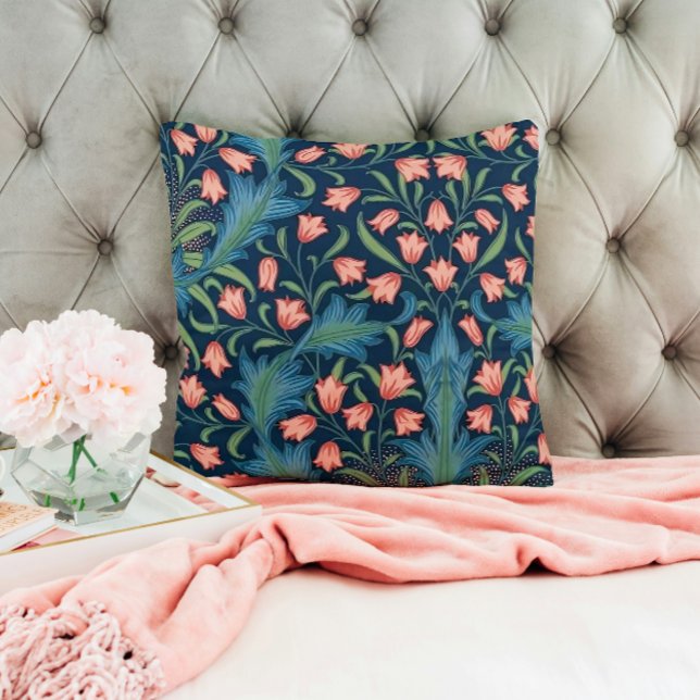 Coussin Motif floral bleu et rose de William Morris (Créateur téléchargé)