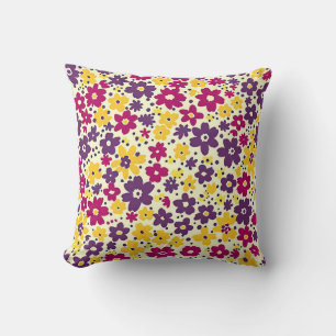 Coussin Motif floral coloré et fantaisiste de Cottagecore 