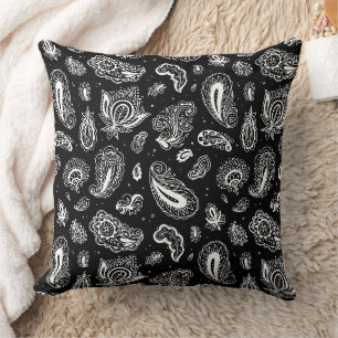 Coussin Motif floral et paisley complexe ornemental