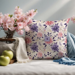 Coussin Motif floral lavande monogramme