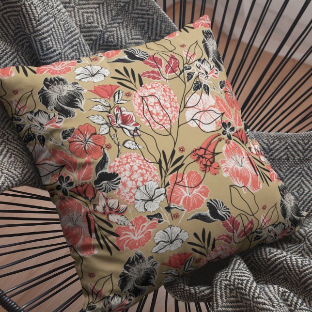 Coussin Motif floral rouge gras et noir (Bold Red and Black Floral Pillow on Trendy Gold Background. Modern Hand Drawn Tropical Flowers.)