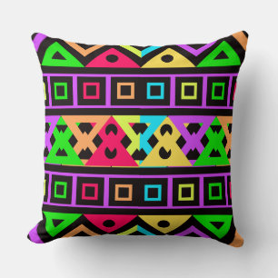 Coussin Motif géométrique Neon Rainbow sur noir
