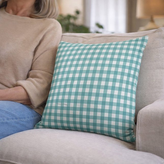 Coussin Motif Gingham Bleu Vert et Blanc (A throw pillow with a teal and white gingham pattern)