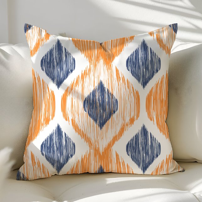 Coussin Motif Ikat Ogee Bleu Marine et Orange (Créateur téléchargé)