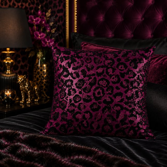Coussin Motif imprimé léopard métallisé burgundy foncé (Créateur téléchargé)