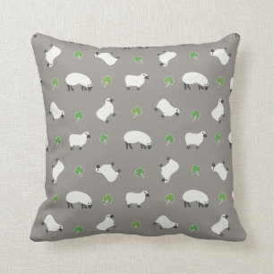 Coussin Motif irlandais de shamrock et de moutons