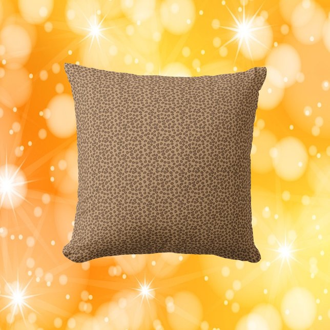 Coussin Motif Leopard Imprimer Brown (A throw pillow with a brown leopard print pattern.)