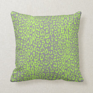 Coussin motif léopard vert citron et gris